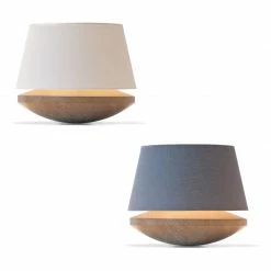 Domus Tischleuchte aus Weißeiche mit Handdimmer