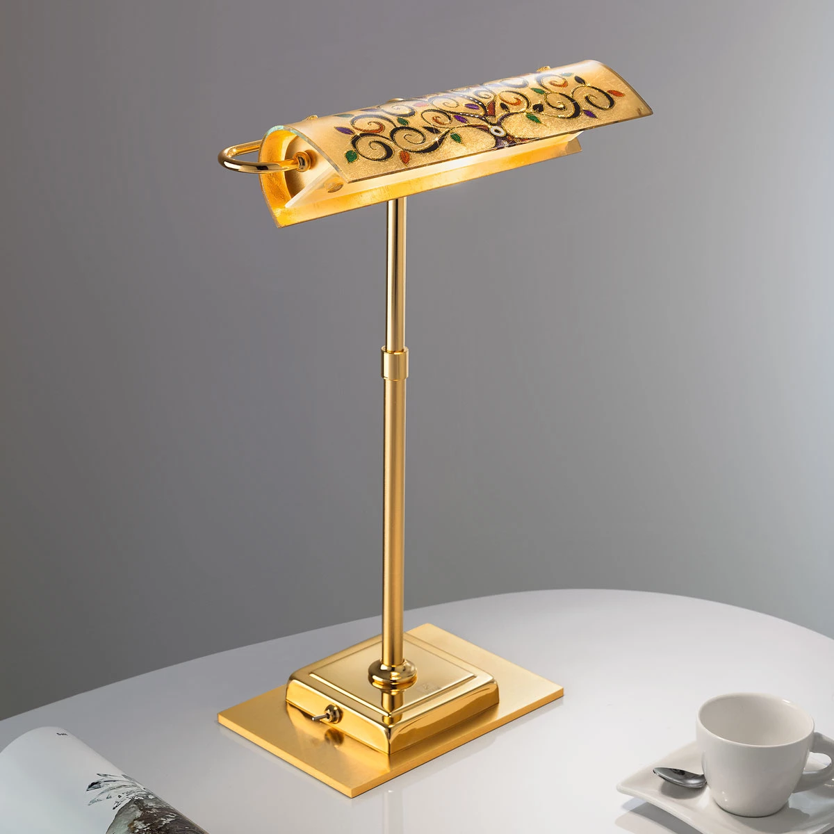 Kolarz LED-Schreibtischleuchte Bankers, Dekor Albero Multi, ausrichtbar 4 Kolarz LED-Schreibtischleuchte Bankers, Dekor Albero Multi, ausrichtbar – Bild 2