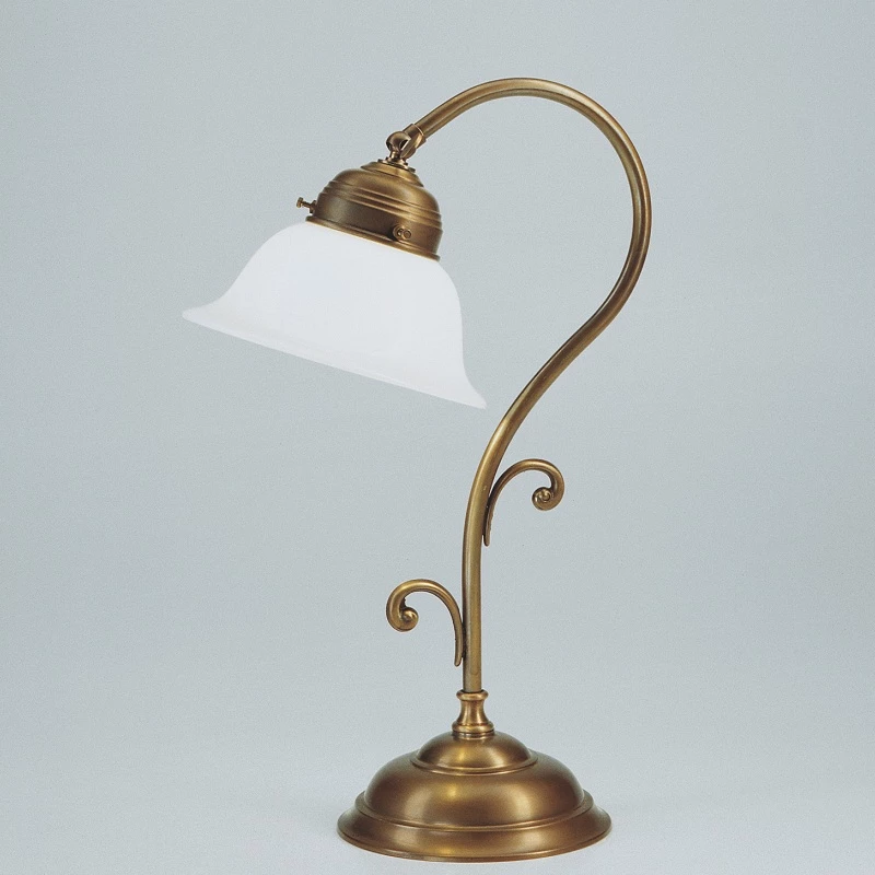 Berliner Messinglampen Tischleuchte, Berliner-Messing, Glas gewölbt, verstellbar 3 Berliner Messinglampen Tischleuchte, Berliner-Messing, Glas gewölbt, verstellbar